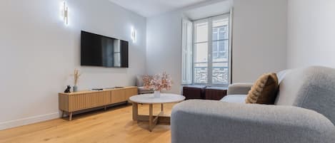 Fernseher