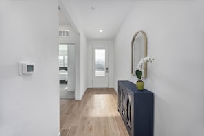 Interior - Serenity House-Newly Built, Peaceful Stay (Bakersfield)