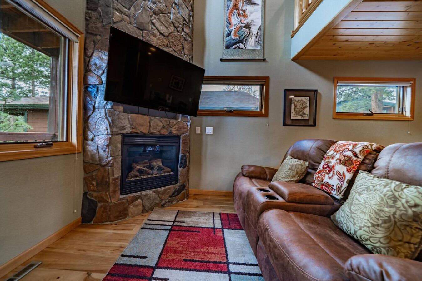 TV, peis og stereoanlegg