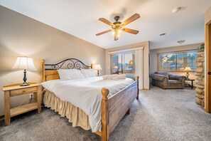 3 bedrooms, desk, iron/ironing board, WiFi