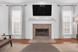 House | 3 bedrooms, Internet - Cozy 3BR Home in Montgomery (Montgomery)