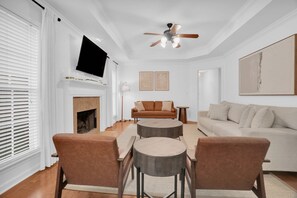 House | 3 bedrooms, Internet - Cozy 3BR Home in Montgomery (Montgomery)