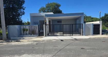 "Paradise in La Romana: Villa with Luxury Pool and Jacuzzi