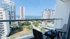 Apartamento, sacada, vista para a praia | Área da propriedade