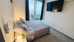 Apartamento, sacada, vista para a praia | Wi-Fi de cortesia