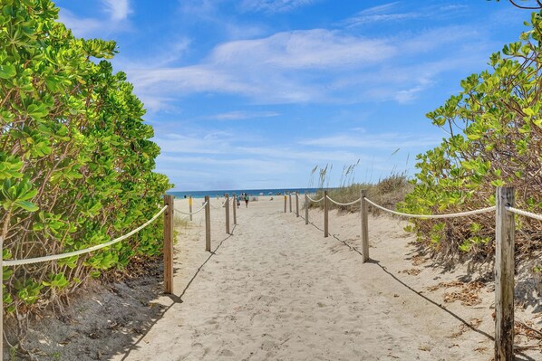 Beach nearby - Very pretty 2bed in enchanting Miami Beach, 1mn from Ocean drive beach! (Miami Beach)