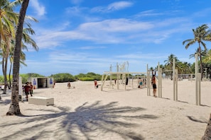 Children’s area - Very pretty 2bed in enchanting Miami Beach, 1mn from Ocean drive beach! (Miami Beach)