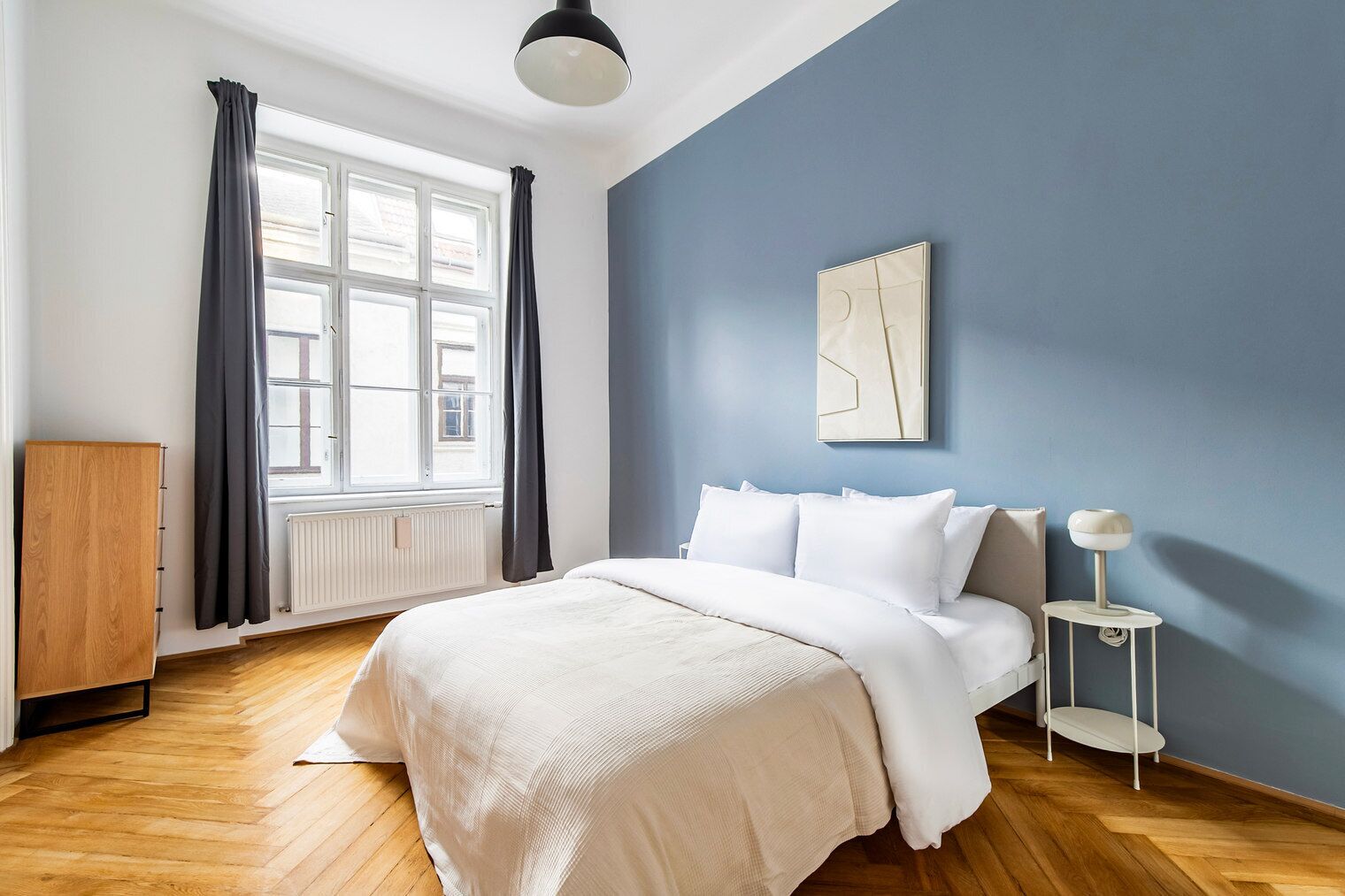 2 chambres, fer et planche à repasser, Wi-Fi, draps fournis