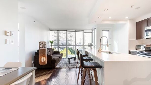 Interior - Luxury 2-bedroom condo beach side Yaletown (Vancouver)