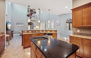 Interior - Eden - Luxury Vacation Villa for up to 12 Guests (Cape Coral)