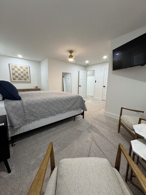 5 soveværelser, strygejern/strygebræt, internetforbindelse, sengetøj