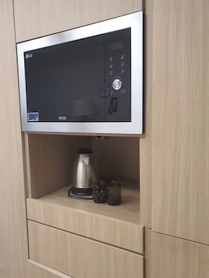 Coffee and/or coffee maker - Cozy 1-bedroom apartment with AC in Suwon-si (Suwon-si)