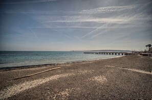 On the beach - Upstays Croisette Terrace 48m² Apartment (Cannes)