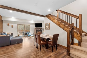 Interior - Midwest Surf Retreat Near Pools + Hot Tub (Hollister)