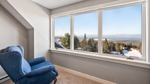 Interior - Saddleback | 14 Clubhouse | Ski in/out | Sauna (Rangeley)