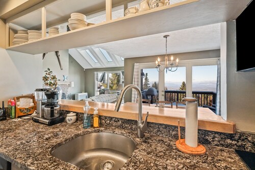 Saddleback | 14 Clubhouse | Ski in/out | Sauna