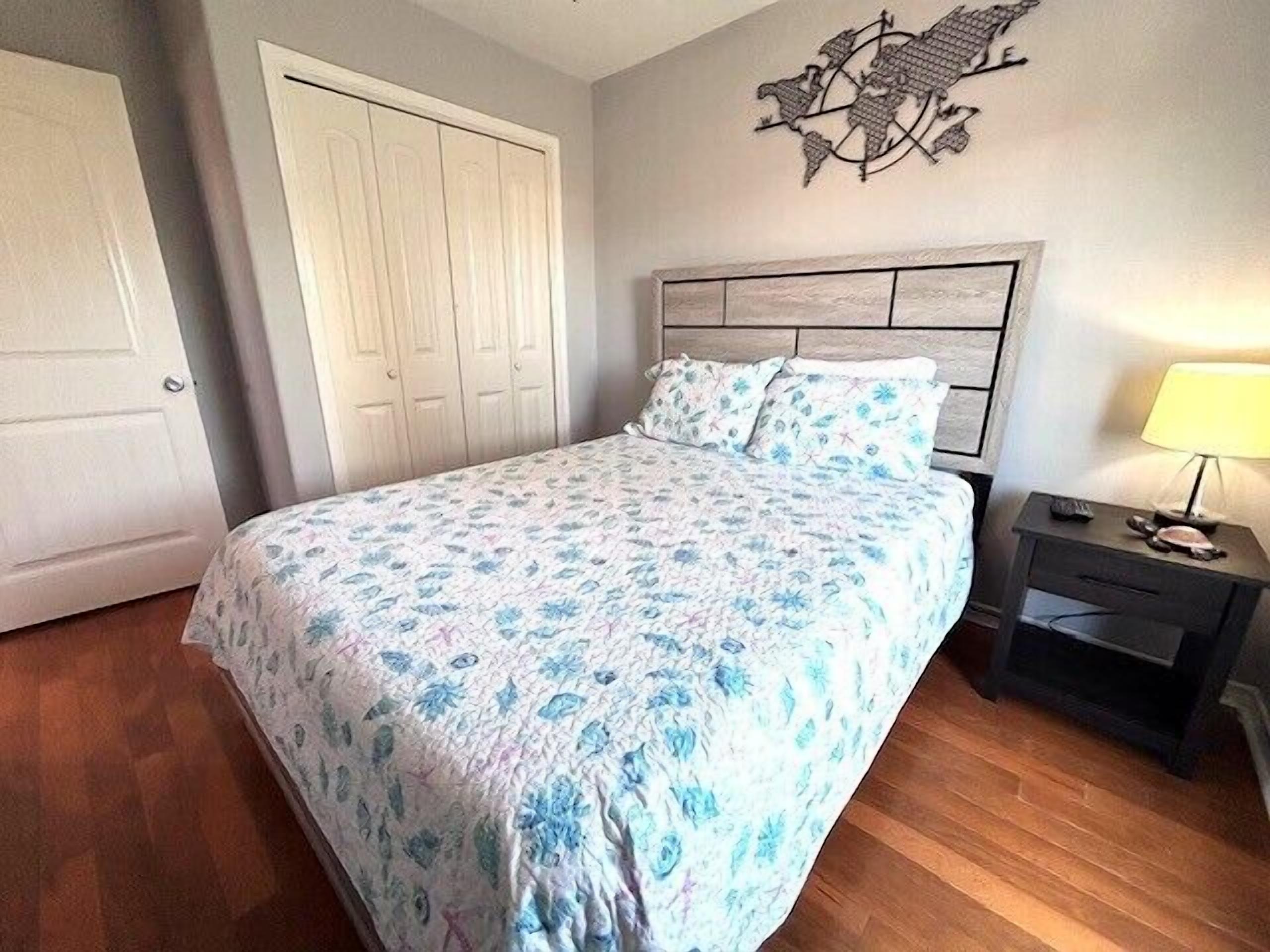 Wi-Fi gratuit, draps fournis