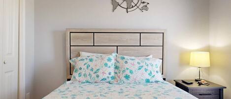 4 bedrooms, free WiFi, bed sheets