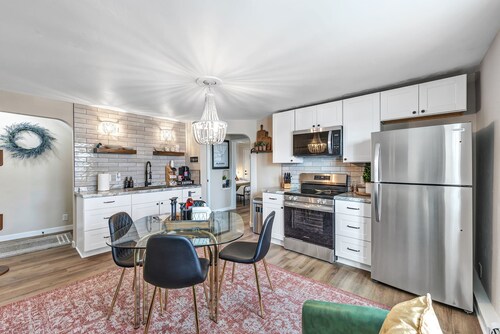 Newly Renovated we are the Perfect Location