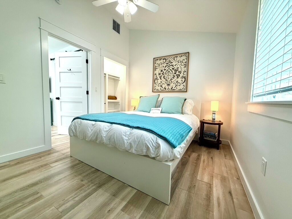 1 chambre, fer et planche à repasser, Wi-Fi gratuit, draps fournis