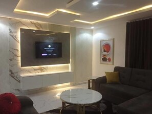 Appartement, balkon, uitzicht op tuin | Woonruimte