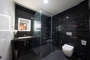 Bathroom - Le Sea Sun (Pondicherry)