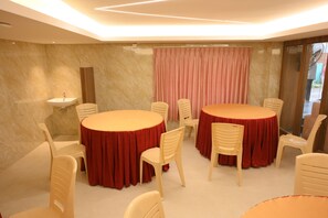 Dining - Le Sea Sun (Pondicherry)