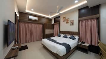 Suite | Egyptian cotton sheets, premium bedding, free WiFi