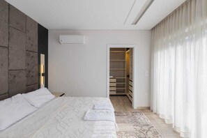 2 bedrooms, WiFi, bed sheets -  Luxury 2BD Apt with Garden in New cairo (Cairo Governorate)