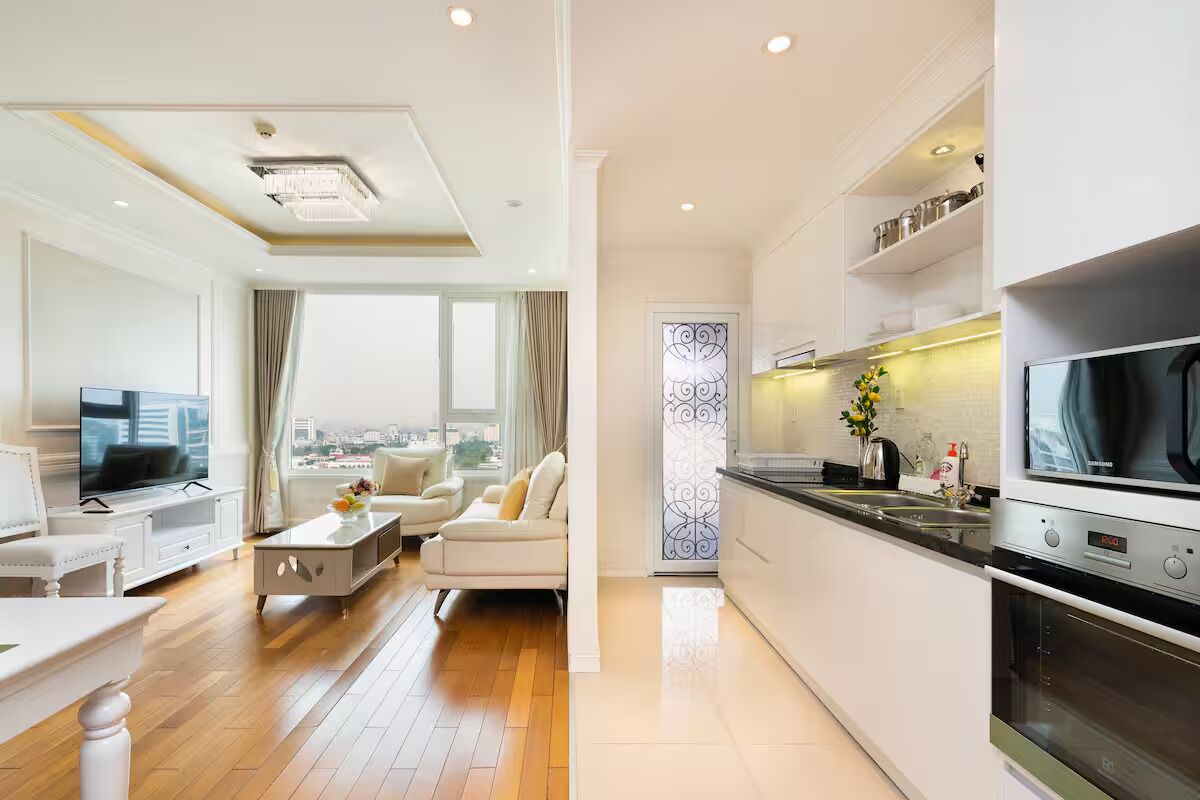 Luxury Apartment, 2 Bedrooms, Kitchen, City View | Living area | 55-inch Smart TV with digital channels