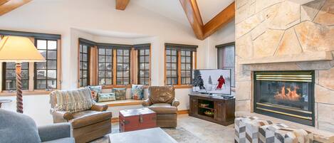 TV, fireplace