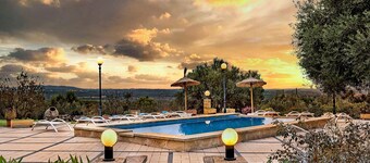 IMAGINE VILLA - Villa with private pool and spectacular mountain views - Free WiFi