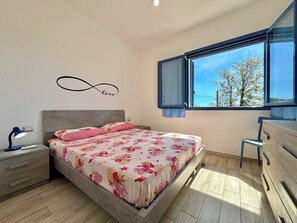 Room - " Sea View Terrace " (Bari Sardo)