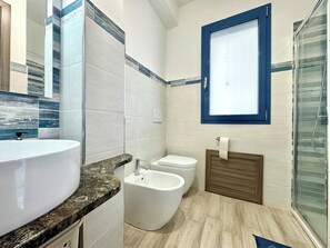 Bathroom - " Sea View Terrace " (Bari Sardo)