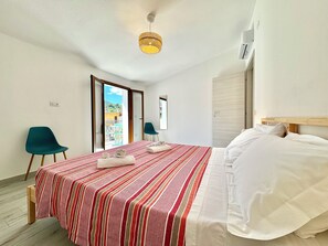 Room - "Le Corti Sarde Village Penthouse" (Bari Sardo)