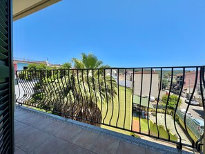 Property grounds - " Skyline Apartment " (Bari Sardo)