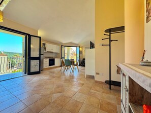 Interior - " Skyline Apartment " (Bari Sardo)