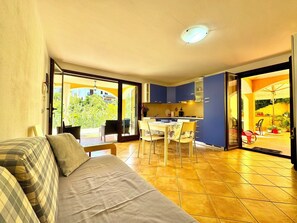 Living area - Mediterranean Whisper (Santa Maria Navarrese)