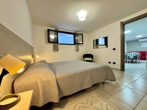 Room - " Siesta Apartment " (Cardedu)