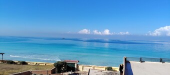 Romantic blue sea view big apartment