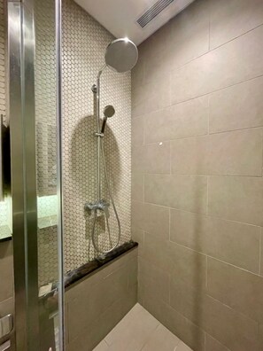 Condo, Balcony, City View | Bathroom - Lucentia Residence (Kuala Lumpur)