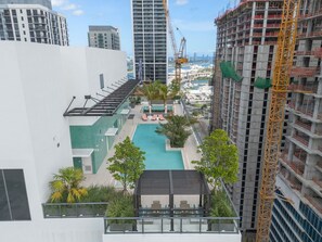 Pool - Modern 1BR Crosby Gem - Steps to Brightline & Arena (Miami)