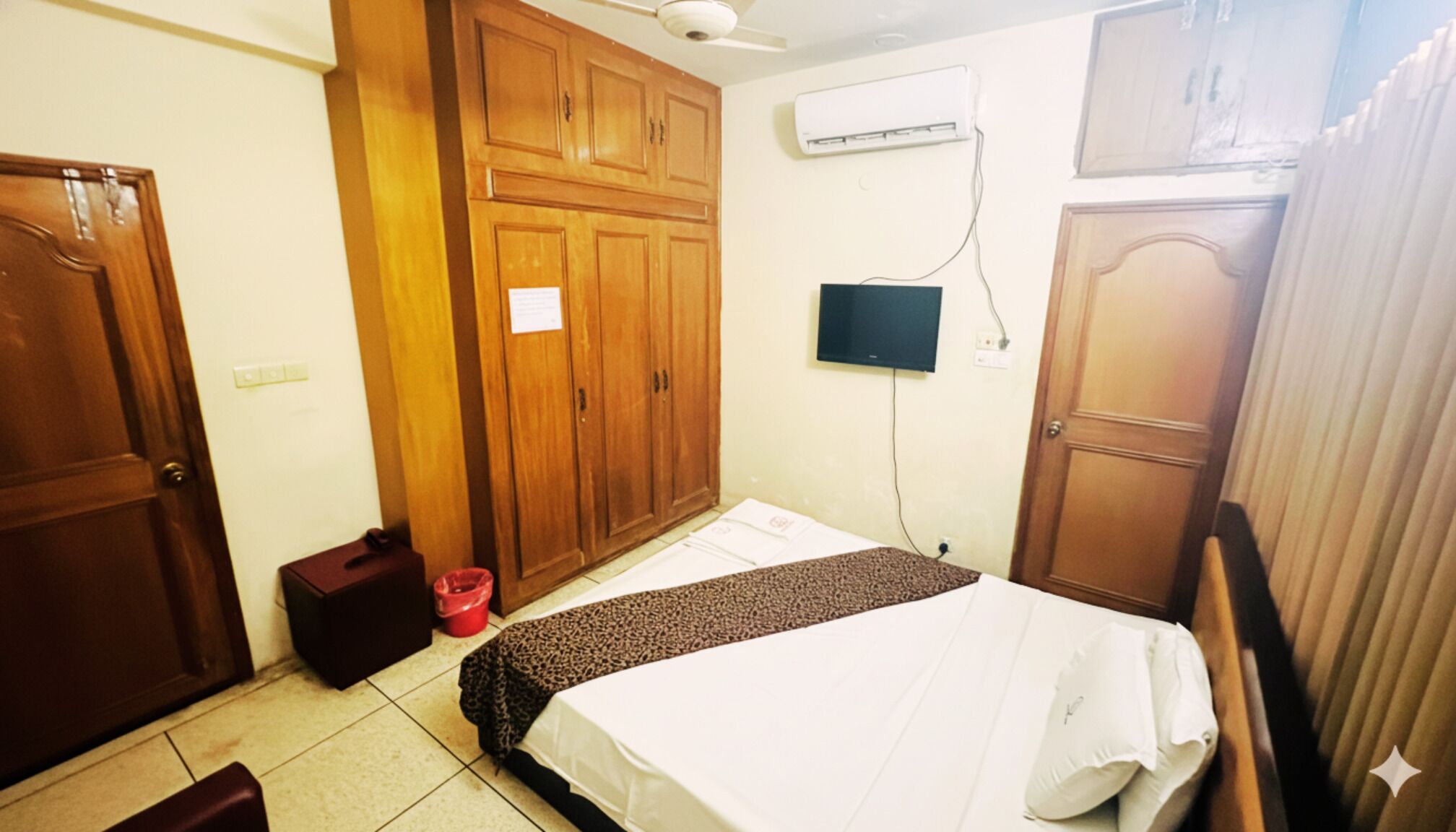 Deluxe Single Room | Free WiFi