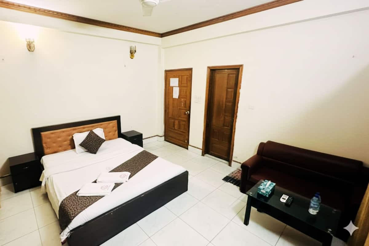 Deluxe Double Room | Free WiFi