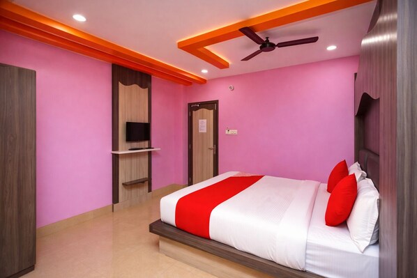 Allergitestet sengetøy, skrivebord, lydisolert og wi-fi (inkludert)