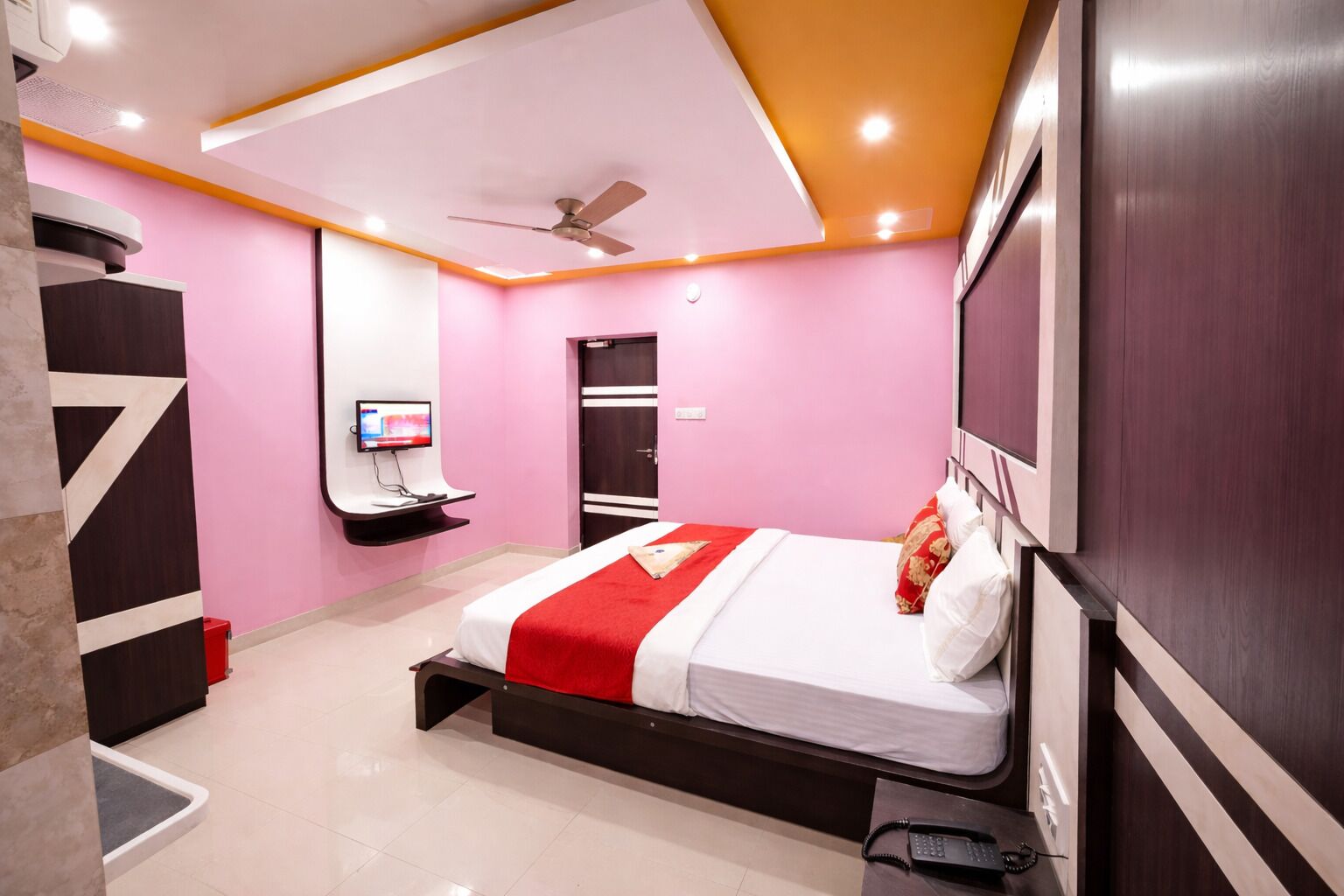 Allergitestet sengetøy, skrivebord, lydisolert og wi-fi (inkludert)