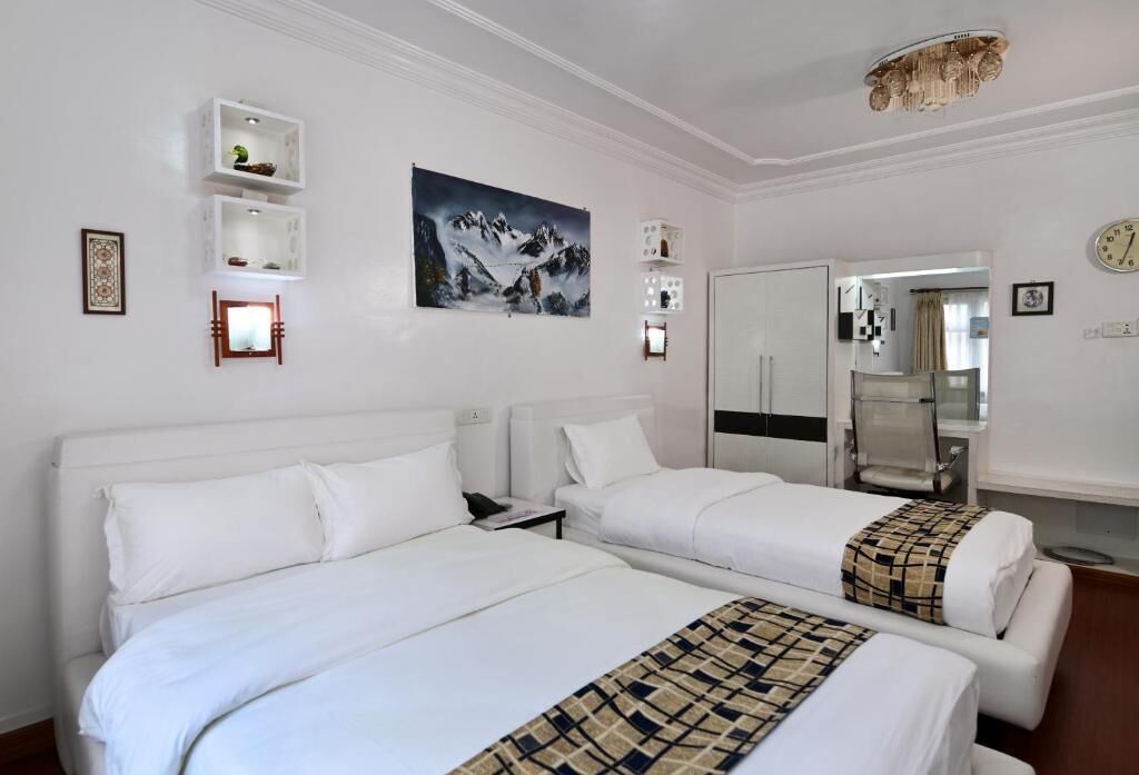 Caja de seguridad en la habitación y sistema de insonorización 