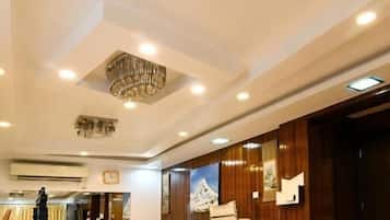 Suite ejecutiva, balcón | Interior