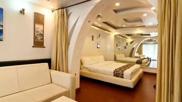 Caja de seguridad en la habitación y sistema de insonorización