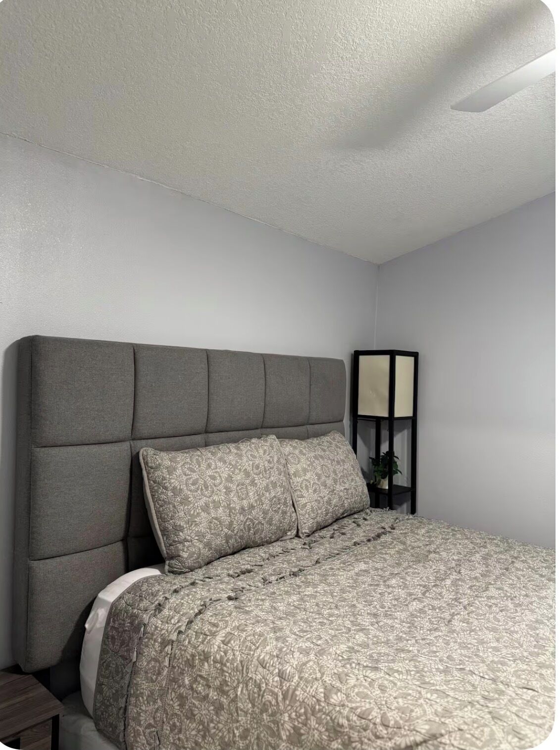 Lovely Tiny 1-bedroom House In Private Large Spacious Fenced Backyard. - Davenport, FL